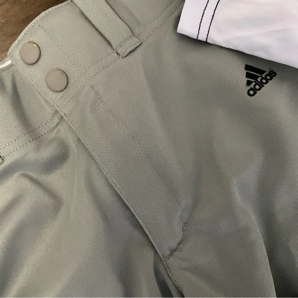 adidas ✏️ back